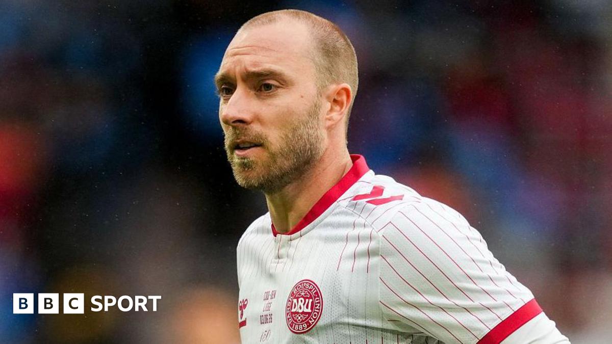 Christian Eriksen consciente após desmaiar durante amistoso com a Dinamarca