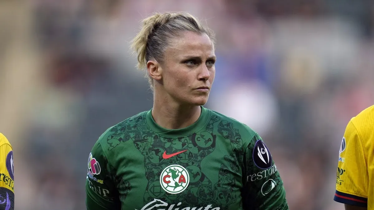Wave assina contrato de 3 anos com a espanhola GK Sandra Panos