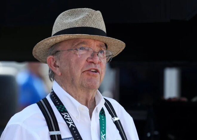 Jack Roush e Ford em busca de vitória importante em Michigan