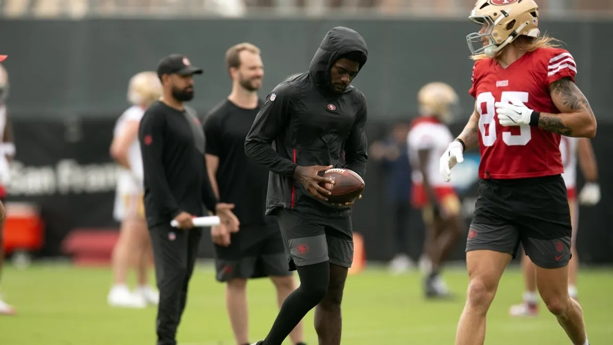 Relatórios: Brandon Aiyuk, do 49ers, emitiu mandado de prisão por excesso de velocidade