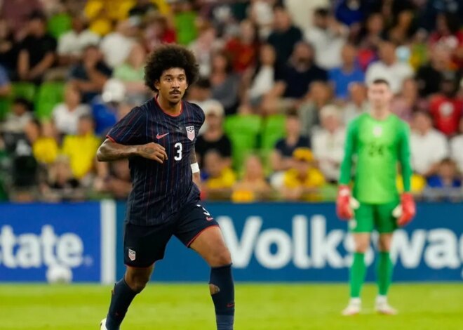 O zagueiro da USMNT, Chris Richards, treina, mas não vai competir contra a Alemanha