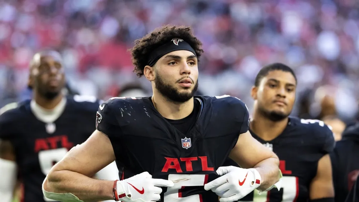 Falcons contratam WR Drake London para extensão de 4 anos e US$ 141 milhões