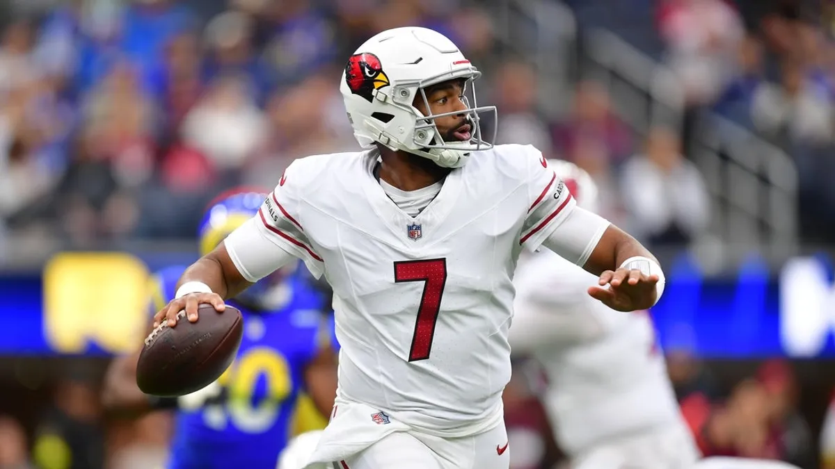 Relatório: QB Jacoby Brissett participará do minicamp dos Cardinals