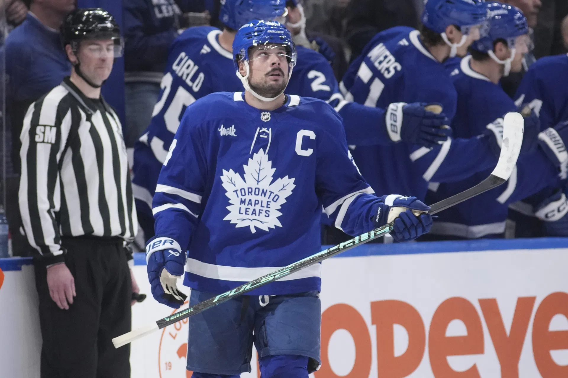 GM John Chayka fornece atualização positiva enquanto Auston Matthews continua comprometido em vencer com Maple Leafs