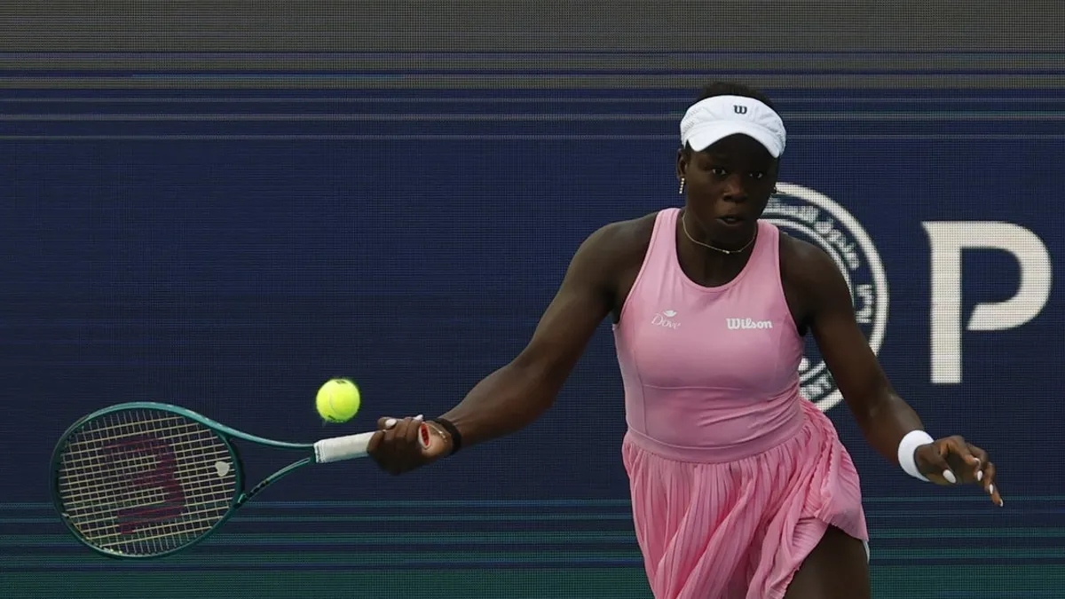 Victoria Mboko, parceira de duplas de Serena Williams, lesionada