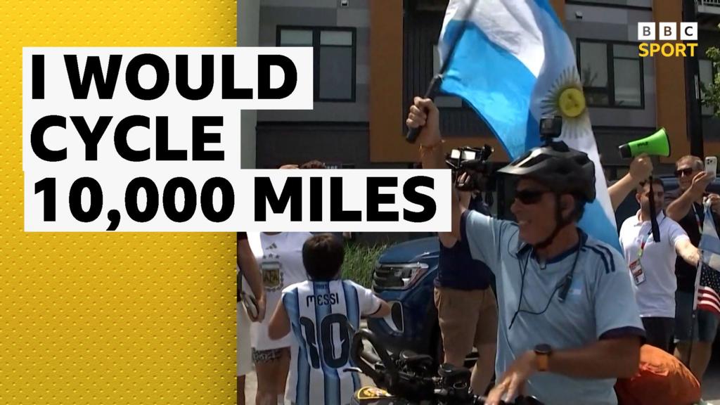Torcedores argentinos chegam depois de pedalar até o Kansas