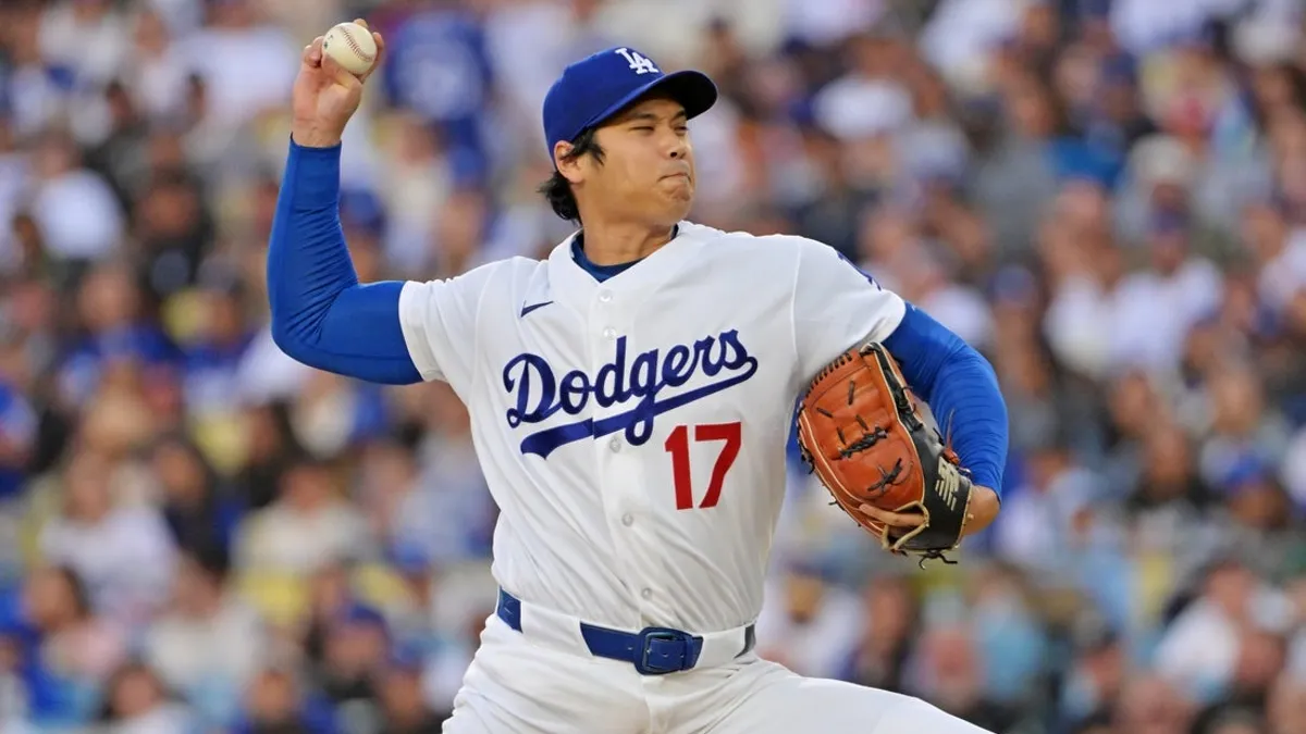 Shohei Ohtani, dos Dodgers, continua em busca da excelência no confronto contra piratas