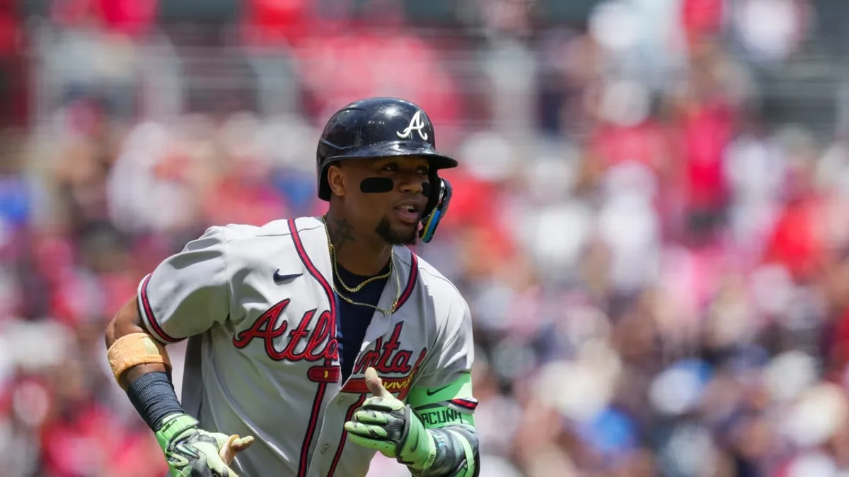 Braves coloca Ronald Acuna Jr. (músculo posterior da coxa) na lista de lesionados