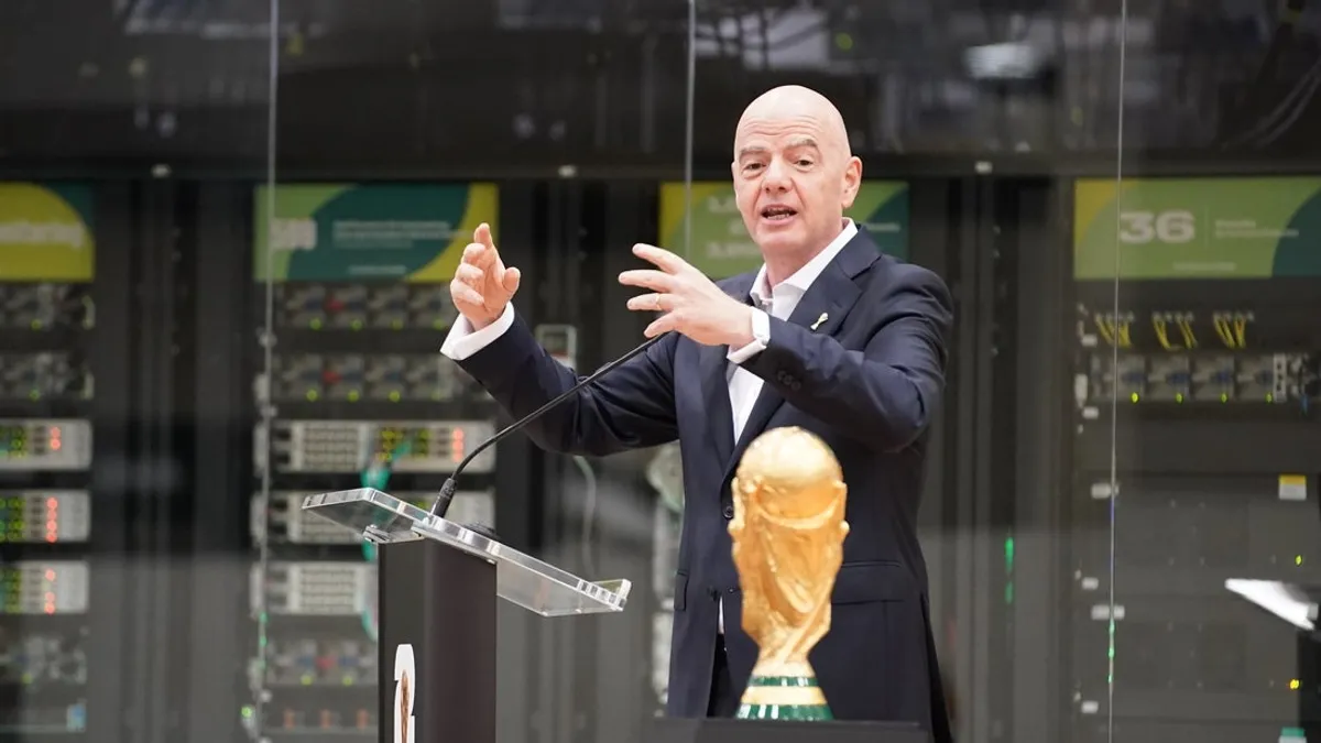 Infantino: FIFA ‘não é rei do mundo’, EUA controlam entrada