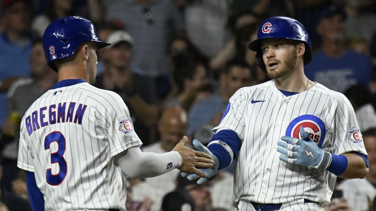 Cubs se recuperam de um déficit de 5 corridas, top A’s com 4 corridas em 9º