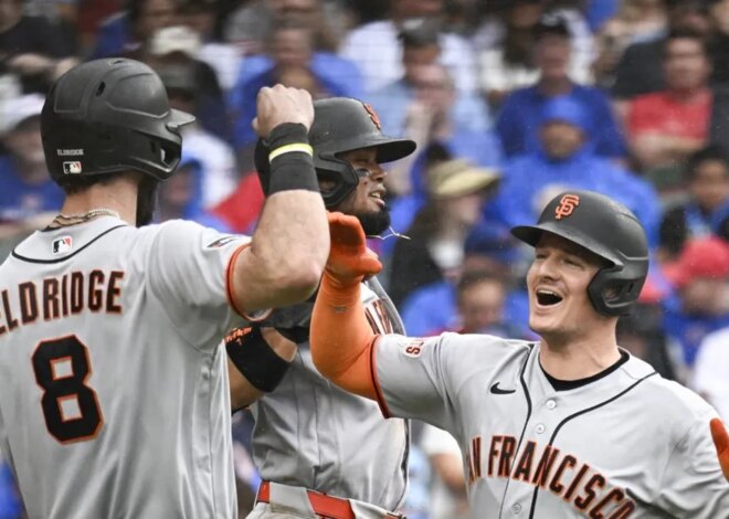 Gigantes felizes com Homer oferecem desafio para Ben Brown, Cubs