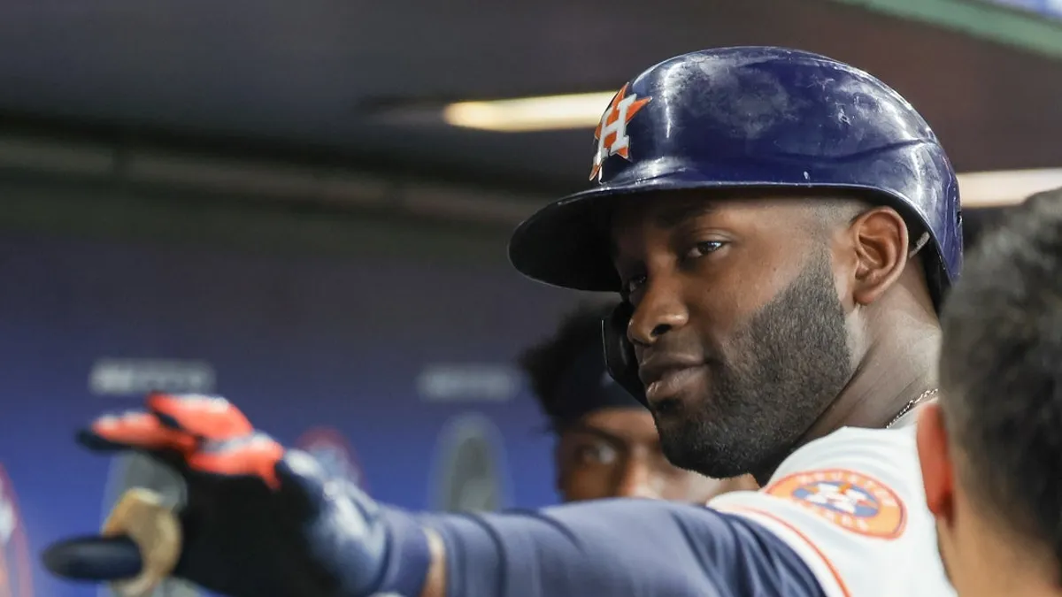 Yordan Alvarez causando danos enquanto os Astros tentam raspar A’s