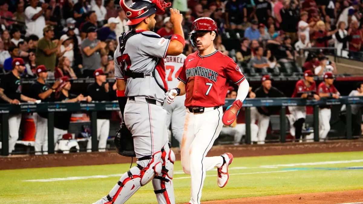 Os morcegos dos Diamondbacks despertam a tempo de evitar raspagens contra os nacionais