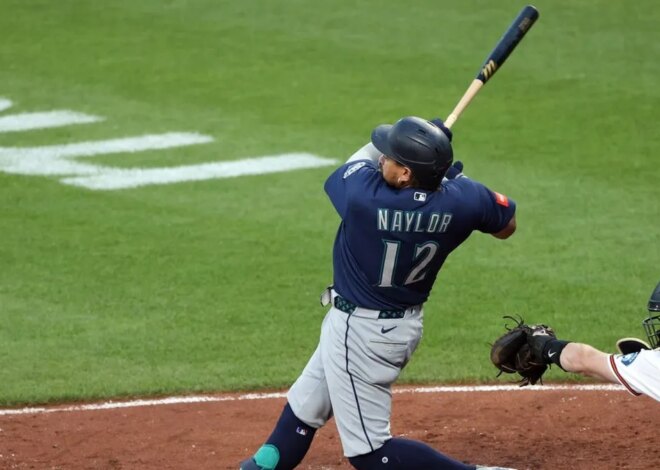 Grand Slam na quinta entrada de Josh Naylor leva Mariners sobre Orioles