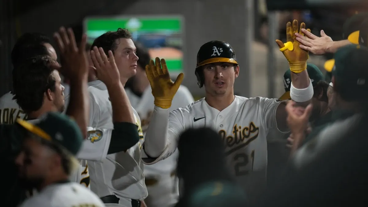 A’s continuam a barragem de RH contra Brewers para equilibrar a série
