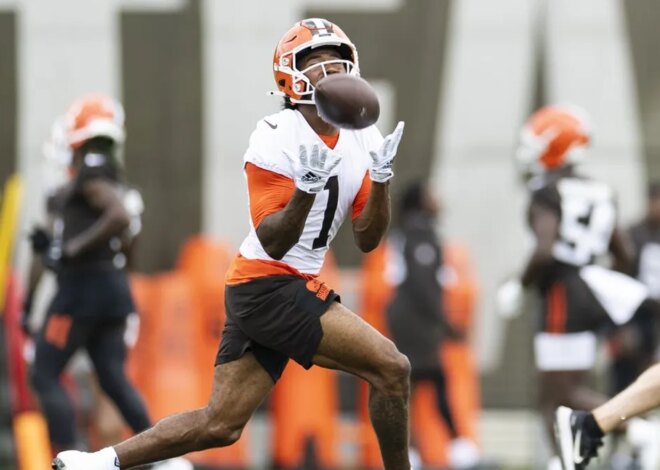 Browns assinam escolha de primeira rodada WR KC Concepcion