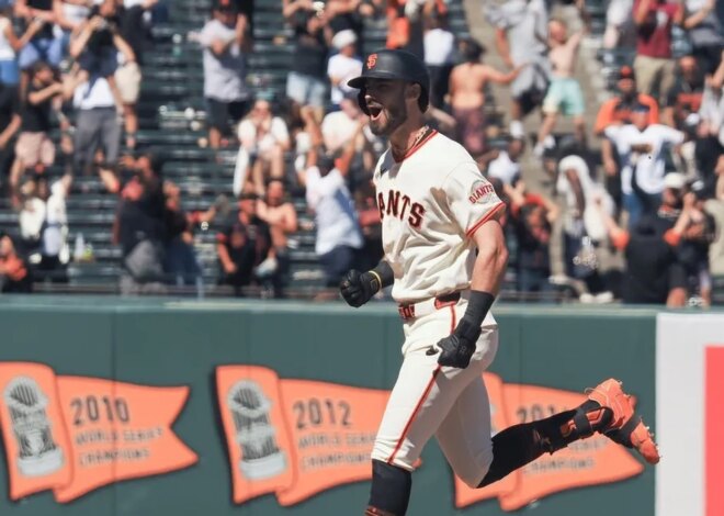 Resumo da MLB: Giants encerram rali após déficit de 8 corridas com walk-off slam