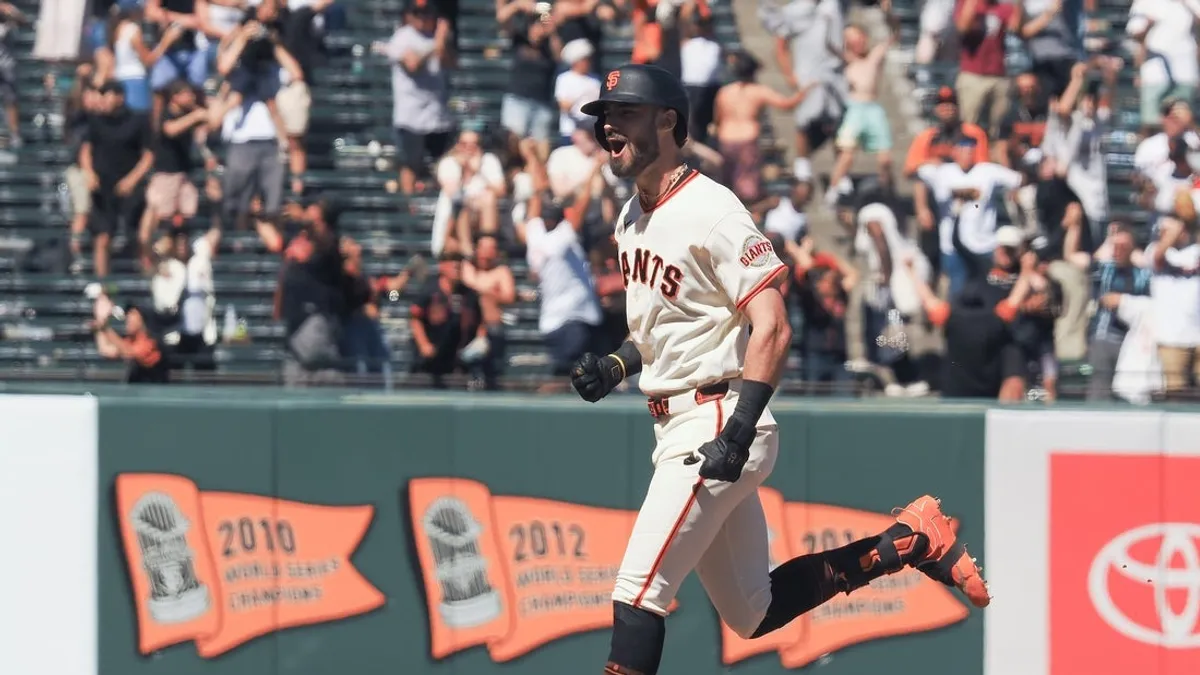 Resumo da MLB: Giants encerram rali após déficit de 8 corridas com walk-off slam