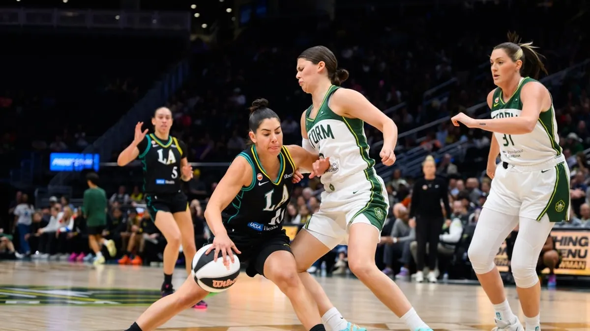 Sparks supera Storm em batalhas de ida e volta