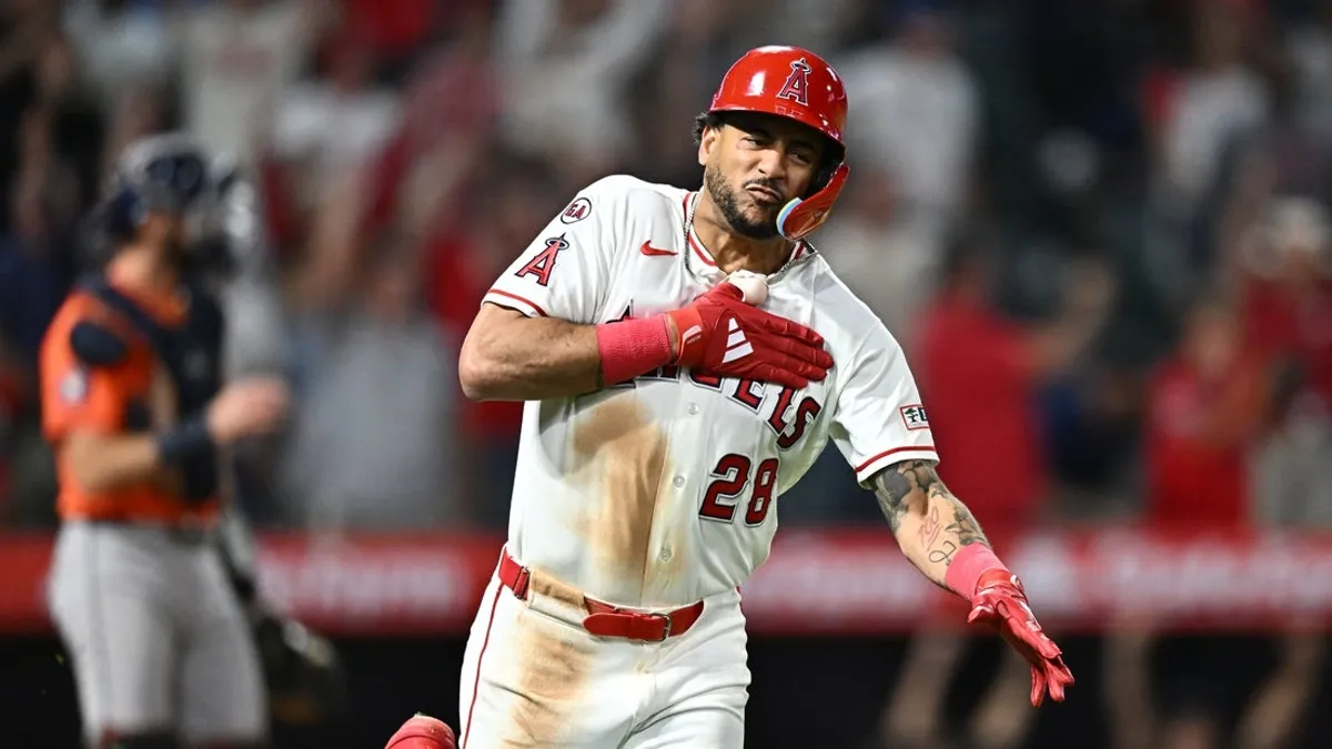 A saída de Jose Siri ajuda os Angels a superar os Astros