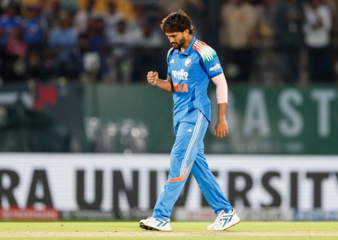 “Hardik Pandya joga apenas críquete de bola branca e de forma limitada”
