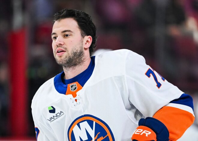 Tony DeAngelo, dos Islanders, tem uma reação hilária ao fato de Elliotte Friedman quebrar sua extensão de contrato