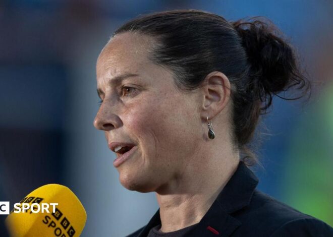 Eliminatórias para a Copa do Mundo Feminina: Rhian Wilkinson revela que o avião da seleção do País de Gales foi atingido por um raio