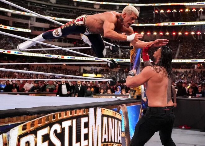 4 razões pelas quais a WWE desligou Roman Reigns vs. Cody Rhodes III