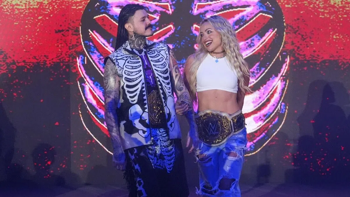 Liv Morgan faz pesquisas desnecessárias sobre o ex-campeão mundial de pesos pesados ​​da WWE
