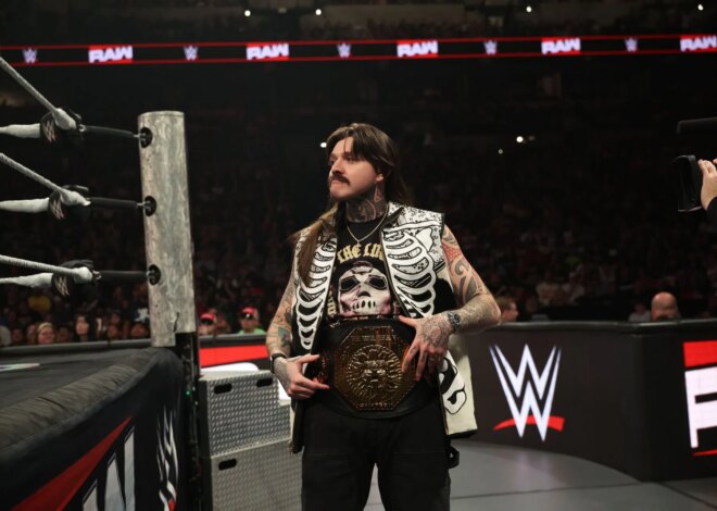 Palavra nos bastidores sobre se Dominik Mysterio tem calor nos bastidores da WWE