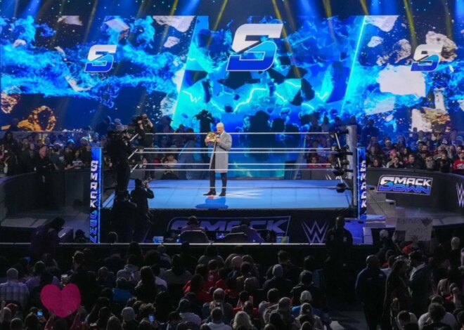 ASSISTIR: Estrela popular da WWE arranca o telefone de um fã das mãos no SmackDown