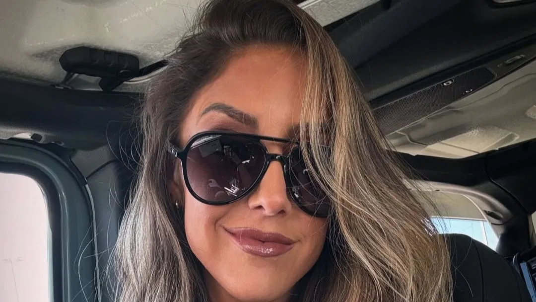 Britt Baker compartilha uma atualização pessoal em meio à ausência inexplicável da AEW