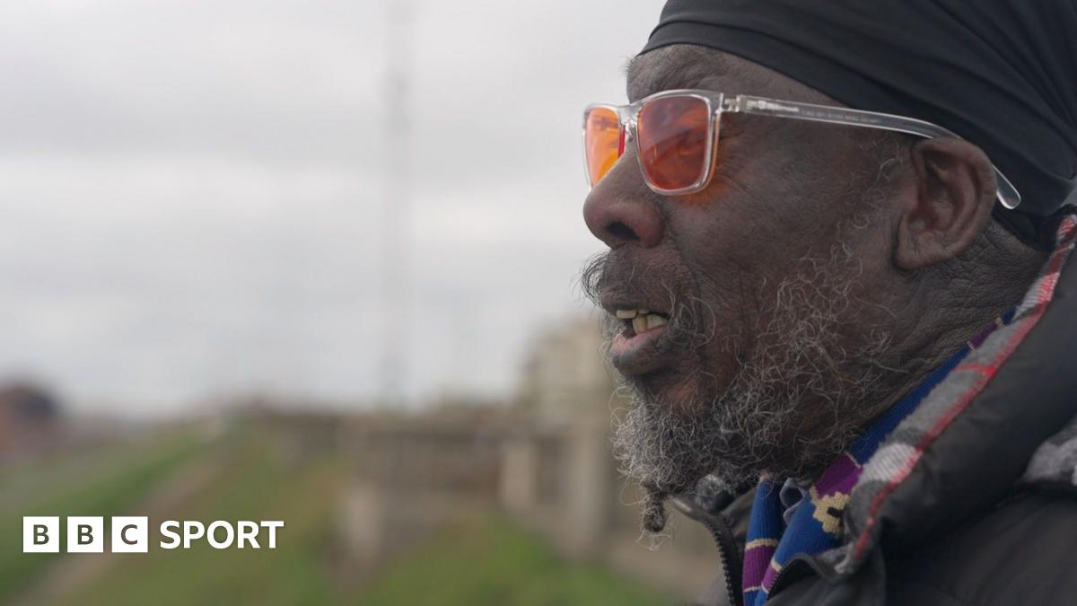 Roly Gregoire: O primeiro jogador negro do Sunderland descreve o impacto do racismo
