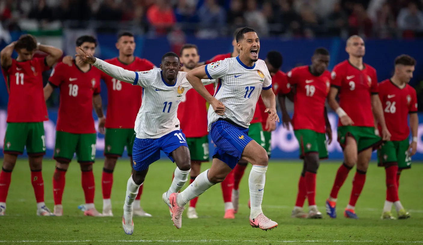 Deschamps da França descarta temores de lesão de Saliba, Dembélé pronto para retornar