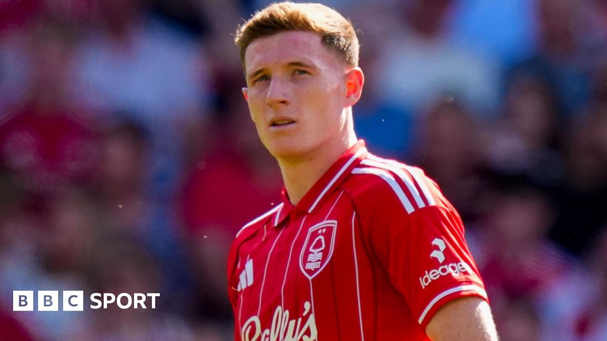 Elliot Anderson: Manchester City teve proposta inicial rejeitada pelo Nottingham Forest