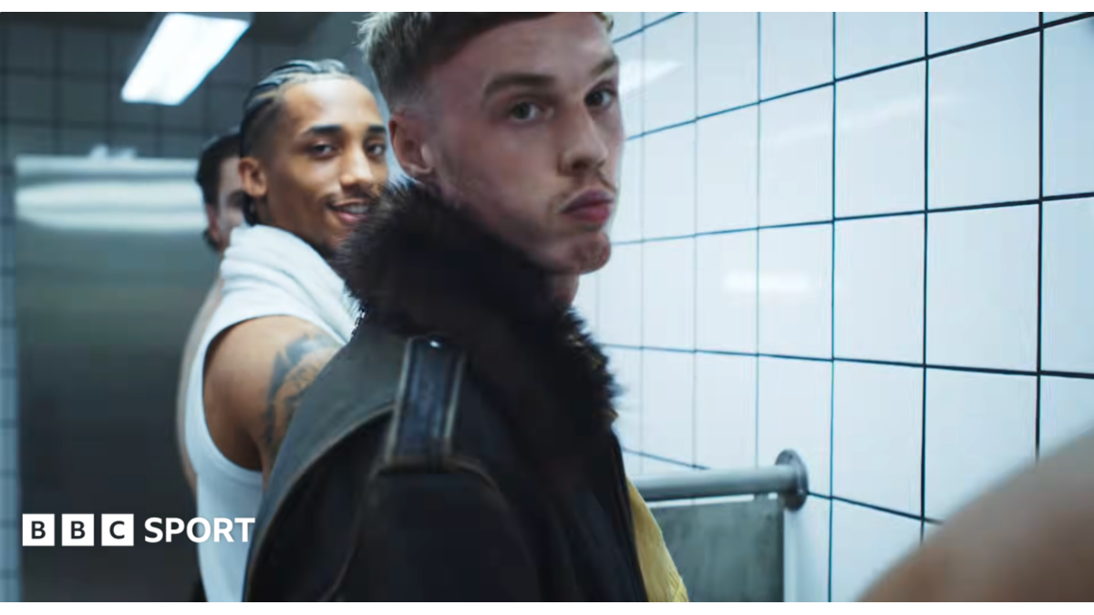 Cole Palmer e João Pedro, do Chelsea, em novo vídeo de Madonna