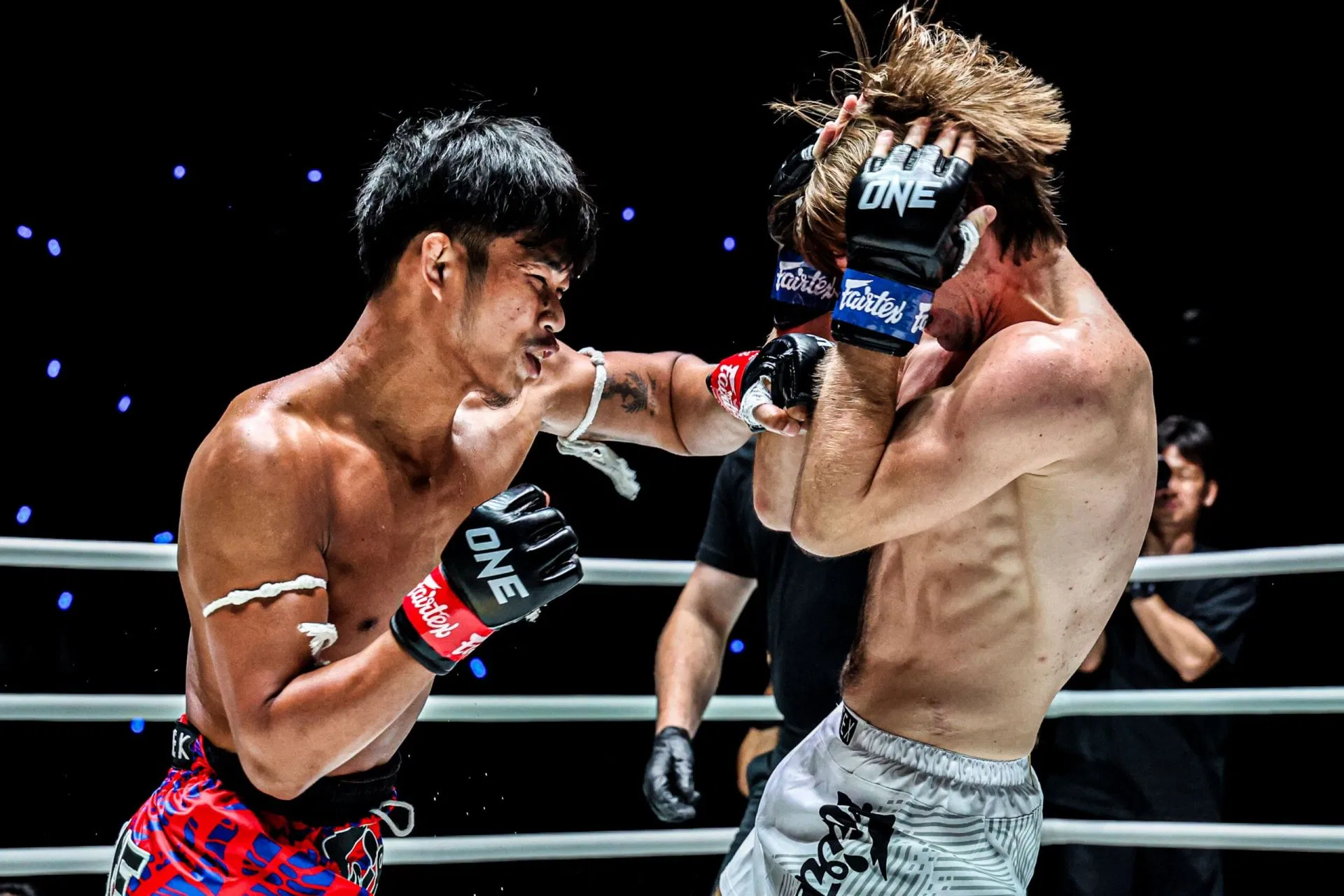 ONE Championship: The Inner Circle (5 de junho) recapitulação: a saraivada de joelhadas de Kongchai derrota Strungari em um round