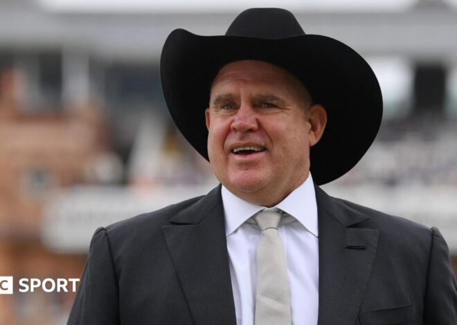 Matthew Hayden: Ex-batedor de teste da Austrália para treinar a franquia Glasgow Cosmic T20 na ETPL