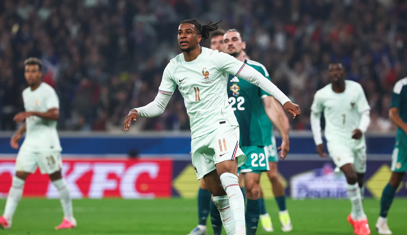 Michael Olise completa hat-trick enquanto a França cruza a Irlanda do Norte