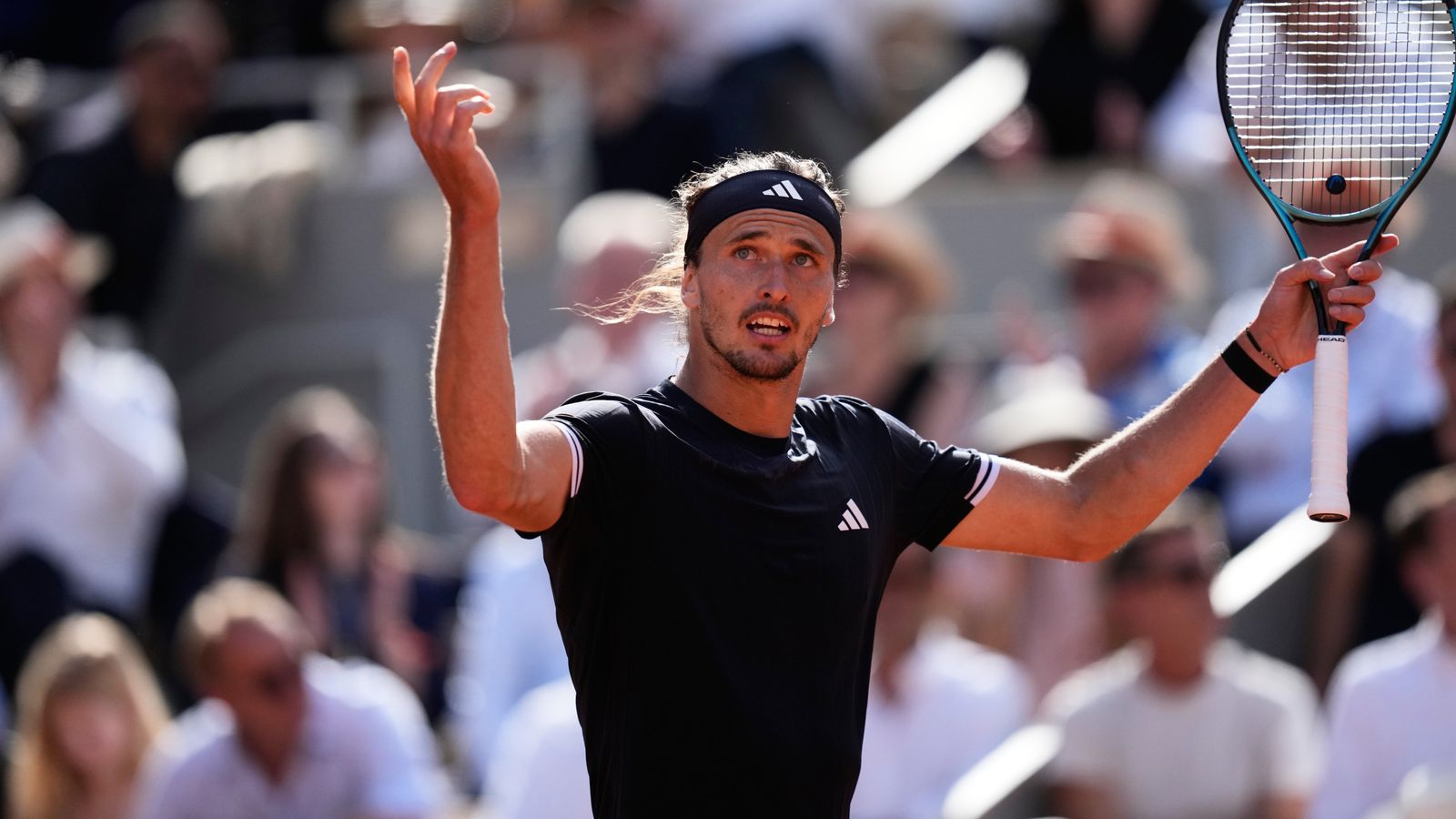 Aberto da França: Alexander Zverev conquista o primeiro título de Grand Slam após vitória dramática em cinco sets sobre Flavio Cobolli | Notícias sobre tênis