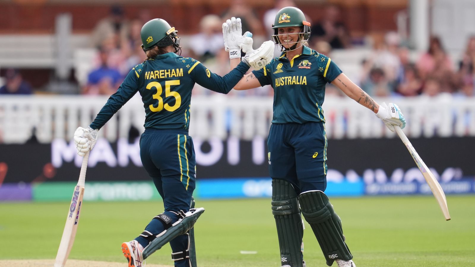 Copa do Mundo Feminina T20: Austrália eliminou a Índia do torneio com vitória de seis postigos para definir a semifinal contra as Índias Ocidentais | Notícias de críquete