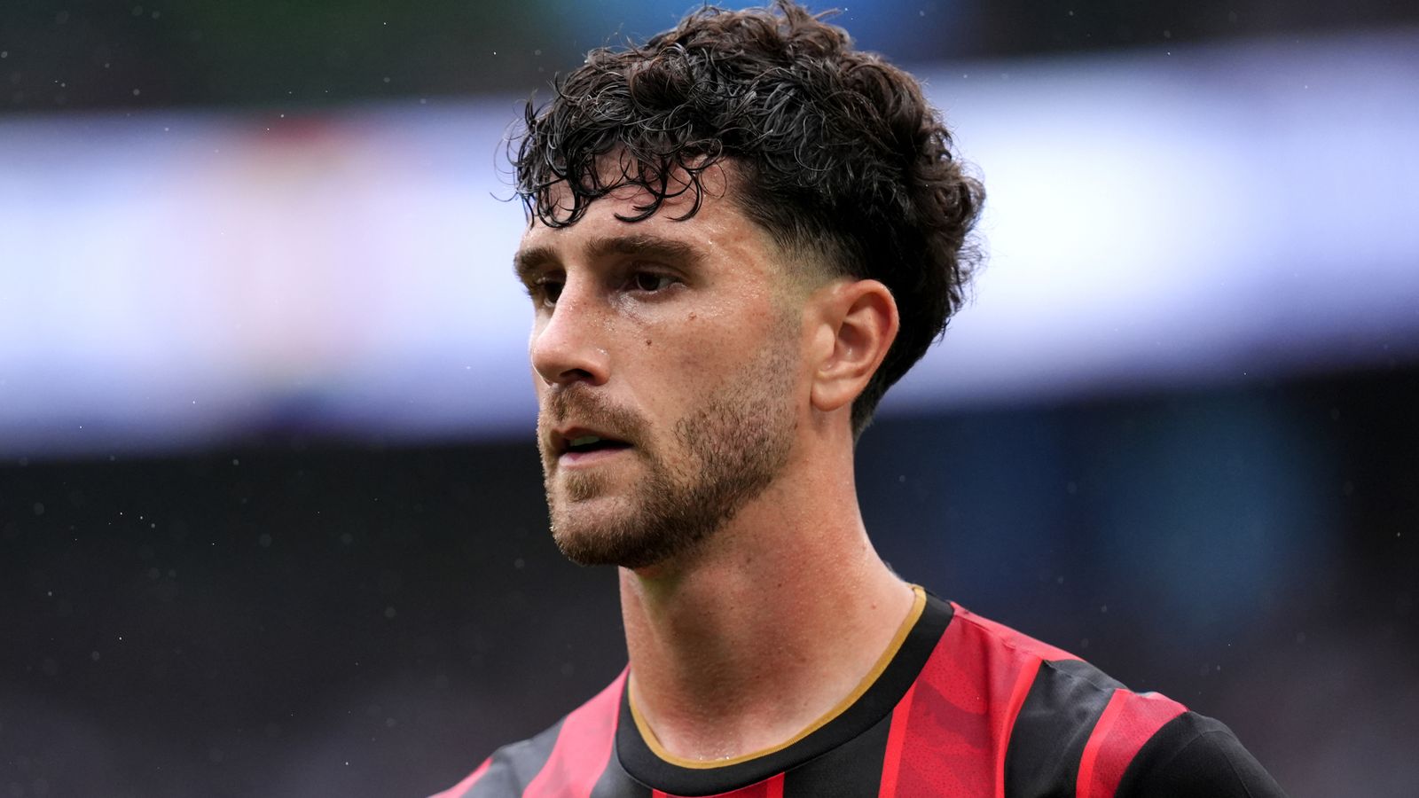Marcos Senesi: Tottenham contrata zagueiro do Bournemouth por transferência gratuita após quatro anos no Cherries | Notícias de futebol