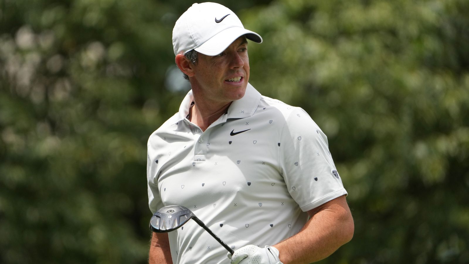 Torneio Memorial: Rory McIlroy e Scottie Scheffler ficam abaixo do par antes do jogo ser suspenso devido à tempestade | Notícias sobre golfe