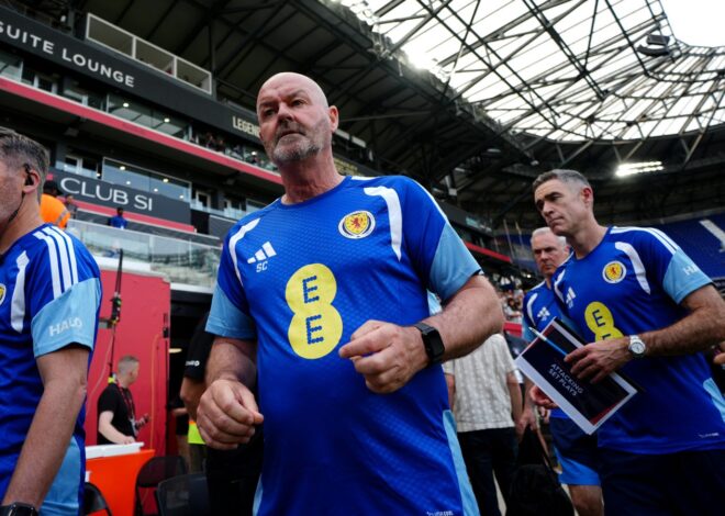 Escócia: Steve Clarke tem ‘problemas fantásticos’ em termos de seleção antes da estreia na Copa do Mundo | Notícias de futebol