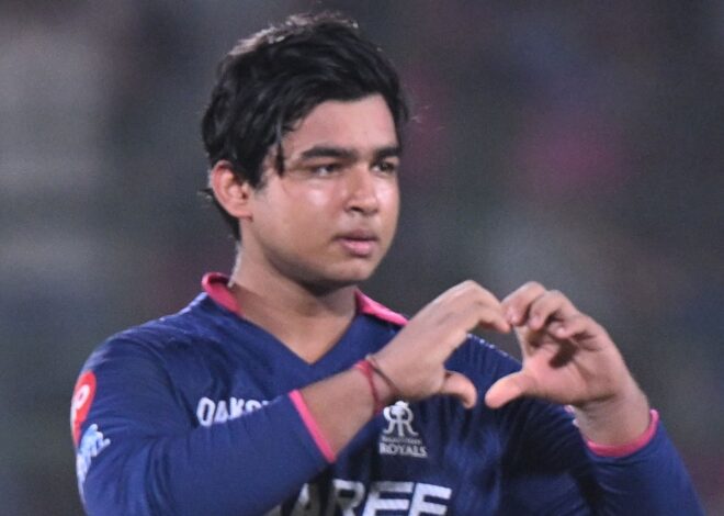 Vaibhav Sooryavanshi: Estrela indiana do críquete de 15 anos nomeada para os times T20 para jogar contra Inglaterra e Irlanda | Notícias de críquete