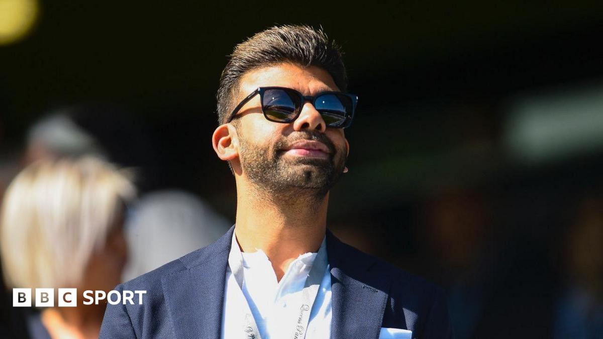 Liverpool: FSG em negociações para vender participação minoritária ao consórcio Amit Bhatia